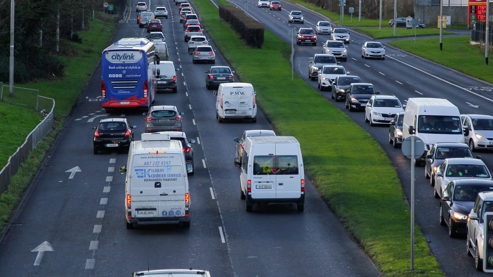 Why is traffic congestion so bad?