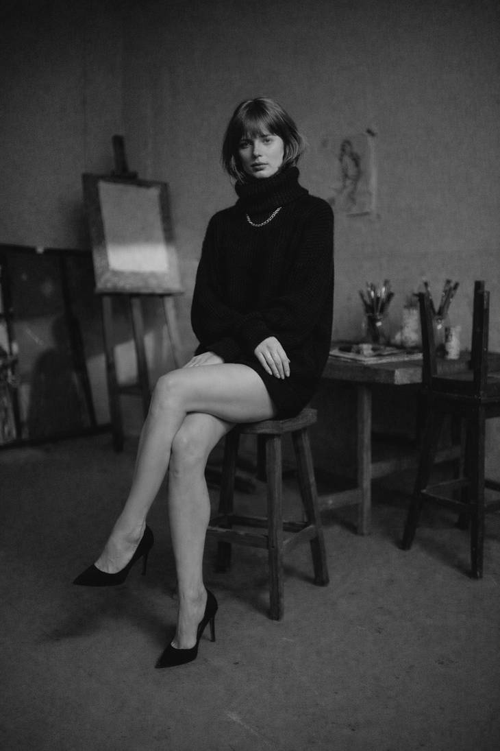 Franziska modeling for an artist at 24