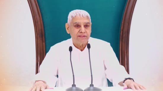 ‘Godman’ Rampal is out of jail: His followers died when police went to arrest him; 12 years on, he returns to the stage