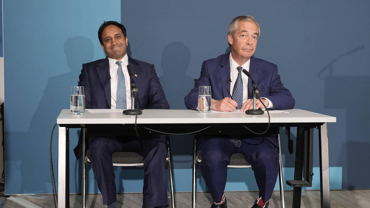 Reform unveils plan give migrants £1,000 each to leave country - that would cost taxpayer £400 million