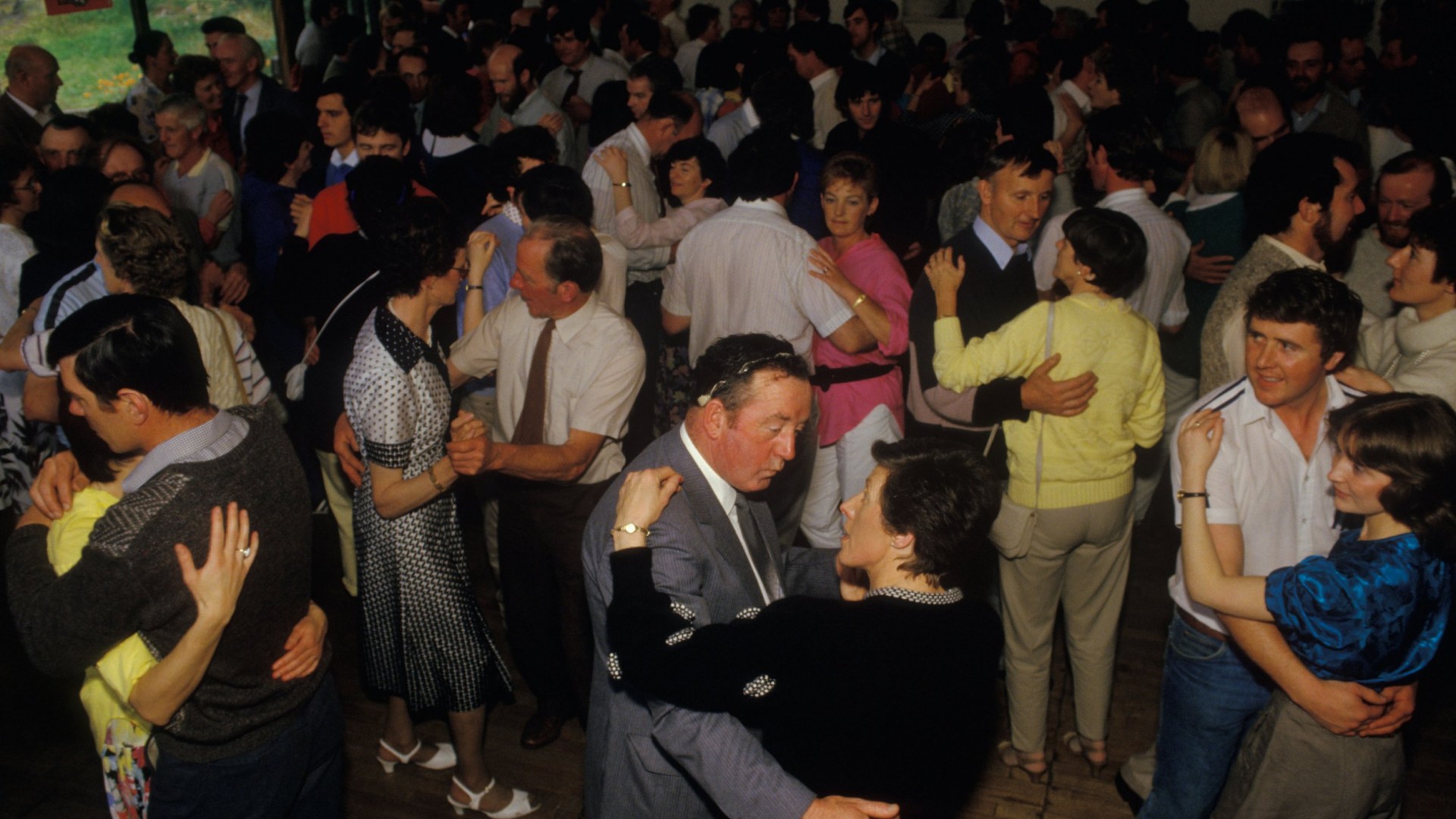 Church warnings, crime report & supernatural sightings….how Ireland’s iconic dance halls sparked moral collapse fears