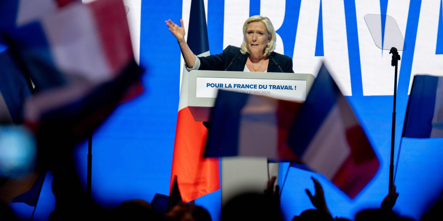 Le Pen condemns 'welfare dependency,' marking ideological about-face