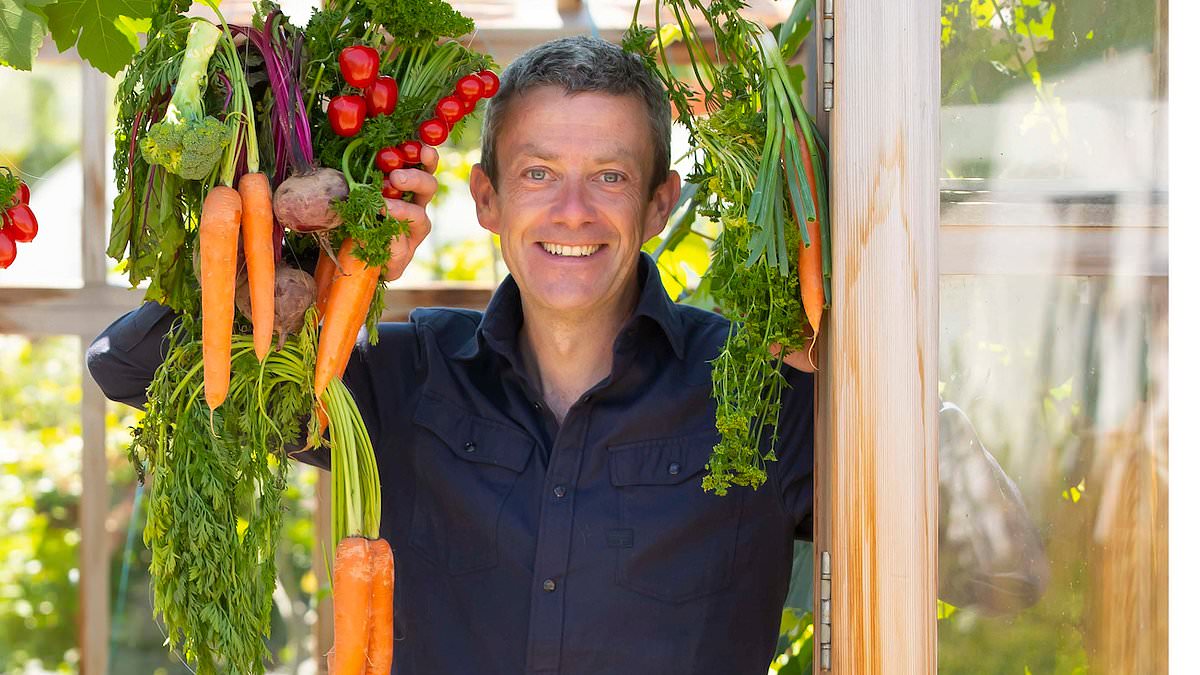 'Two or three days and supermarket shelves will be empty' - the worrying reason why more and more families are growing their own fruit and vegetables - and why you probably should too...